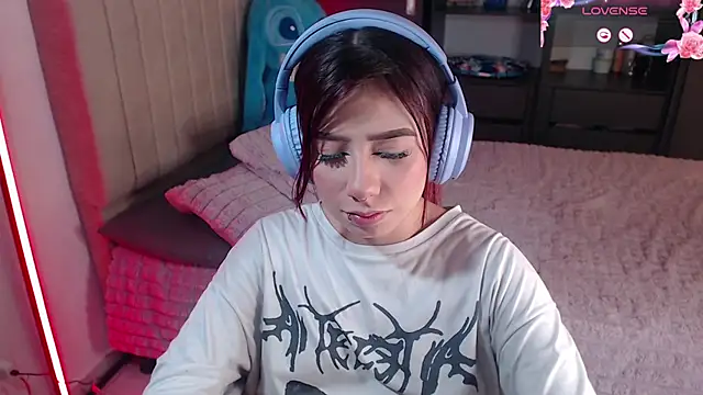 Your_rosalie's cam snapshot