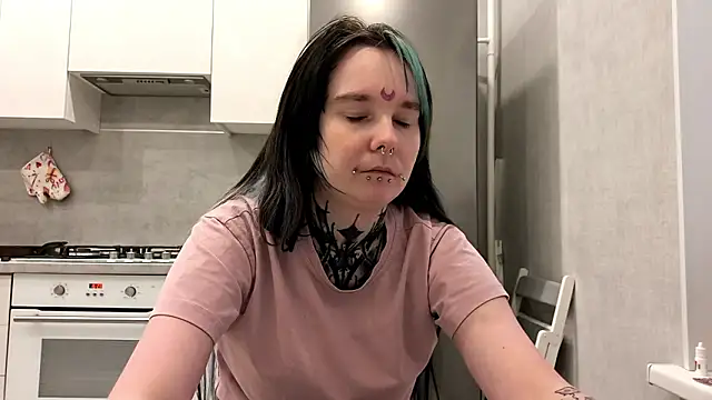 HighelikeGirl's cam snapshot