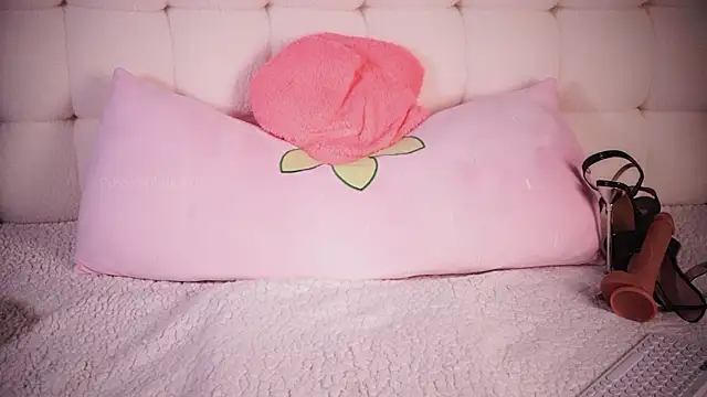 Pussylovekate's cam snapshot