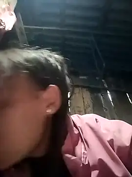 llomayy-love's cam snapshot