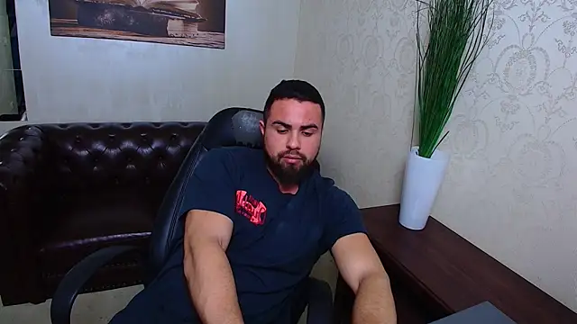 HayesWood live sex cam