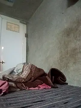 Annuhot143's cam snapshot