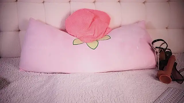 Pussylovekate's cam snapshot