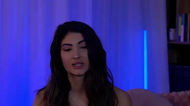 SarahPeach8's cam snapshot