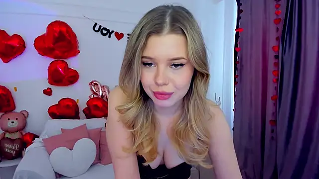 FollowLovee live sex cam