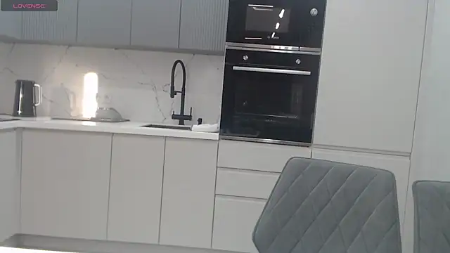 Miss_KissKiss7's cam snapshot