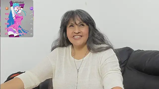 merlyna_goldens's cam snapshot