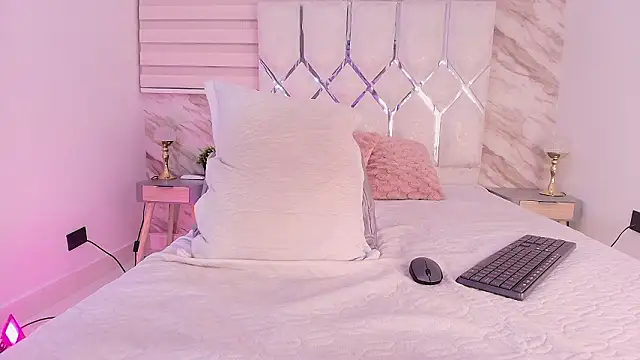 cataleya_ebony_'s cam snapshot