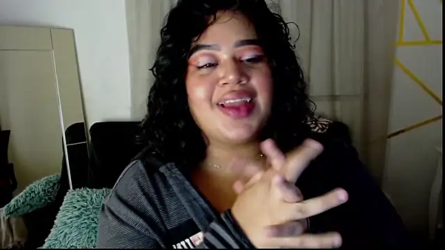 oliviia_cute's cam snapshot