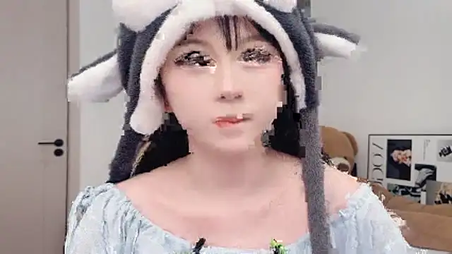 lnua-lnua's cam snapshot