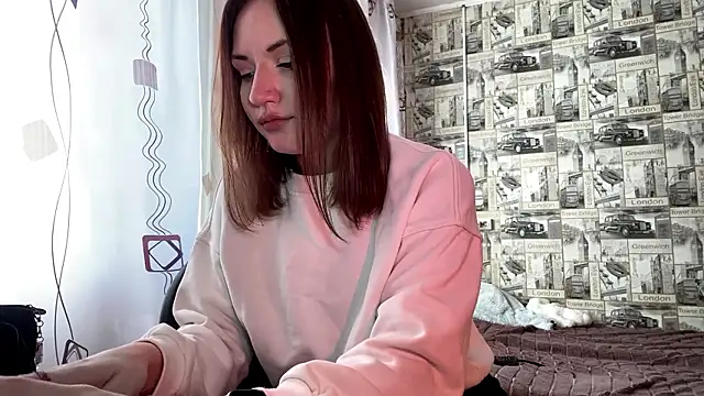 JuliaCurletteye's cam snapshot