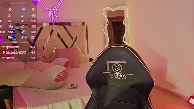 saaya_tay's cam snapshot