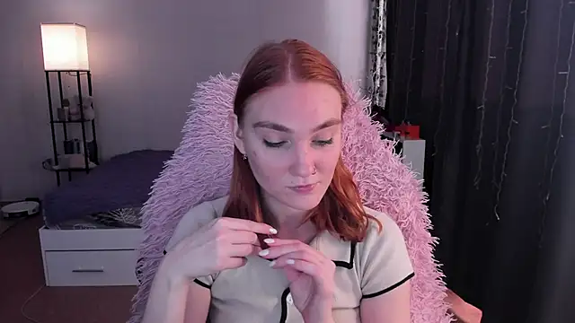 ReddHotPipper live sex cam