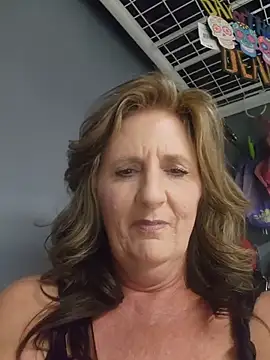 HotAzMilf live sex cam