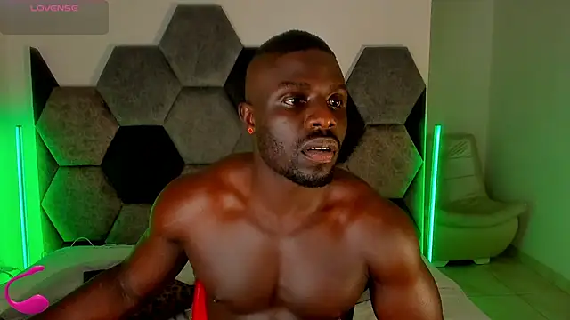 Latrellx7 live sex cam