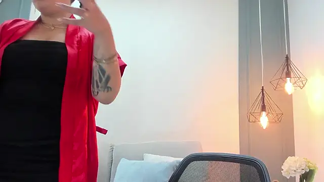 RavenPeachy's cam snapshot