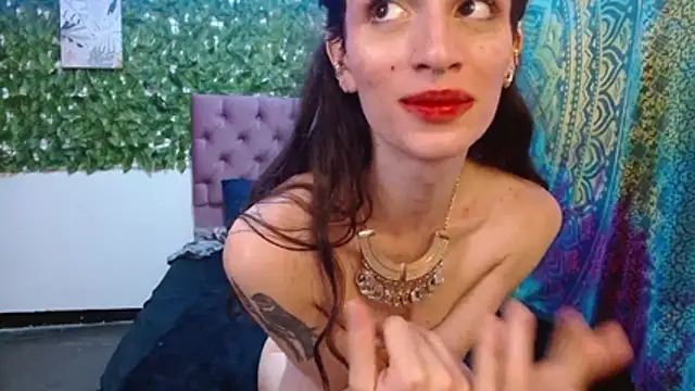 Ishtar_Shakti live sex cam