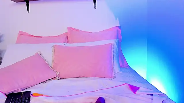 SusieDuvall's cam snapshot