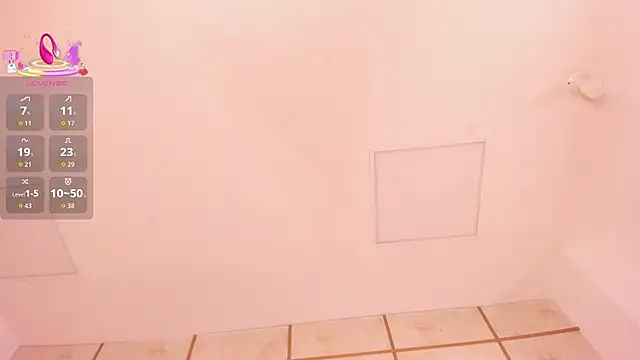 RoxyLior's cam snapshot