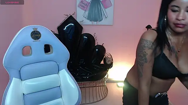 Gabriela_pink_x's cam snapshot