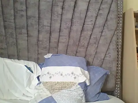 Dizzydose's cam snapshot