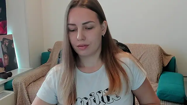 Mia_shy1 live sex cam