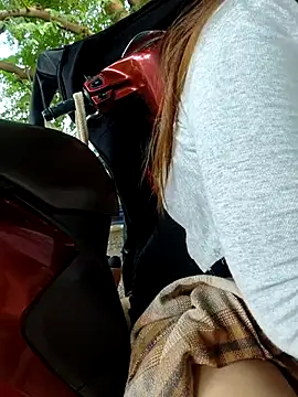 Bunny-tender's cam snapshot