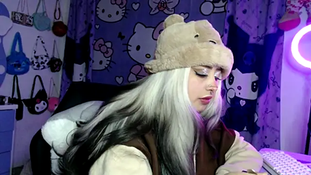 lussyevans24's cam snapshot