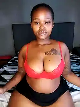 ThickPearlx23's cam snapshot