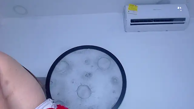 Maddy__bigboobs's cam snapshot