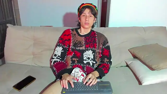 cirosky_elchicopolla's cam snapshot