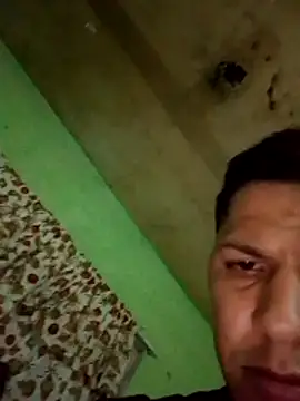 Alonsomadeira live sex cam