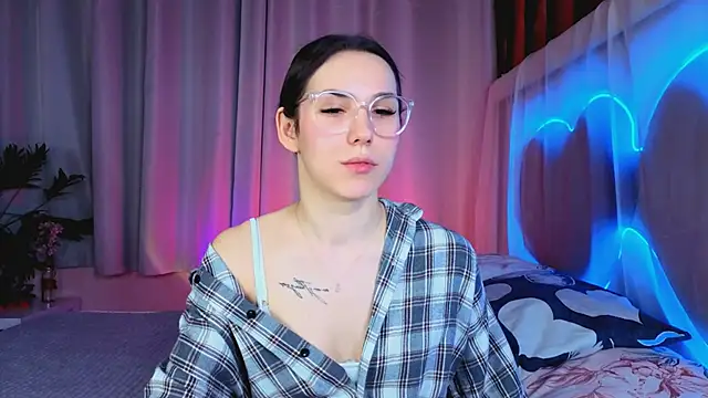 -CindyLou's cam snapshot