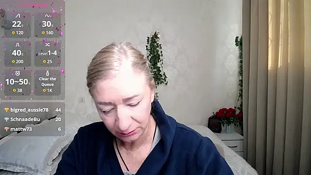 hunters_woman's cam snapshot