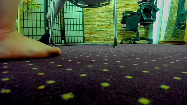 AishaRouhi's cam snapshot