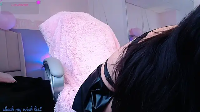 Emerald_gh's cam snapshot