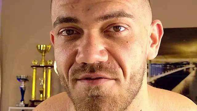 J0nMuscle live sex cam