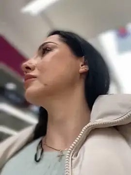 Roxana-Sexy live sex cam