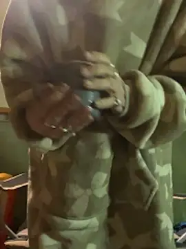 ladyboatlady's cam snapshot