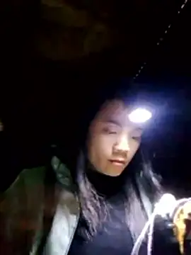 bela-hayes's cam snapshot