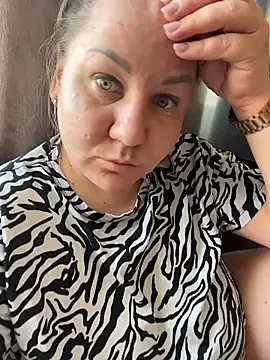 AnnaCurvy's cam snapshot