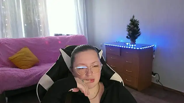 GirlPlayer's cam snapshot