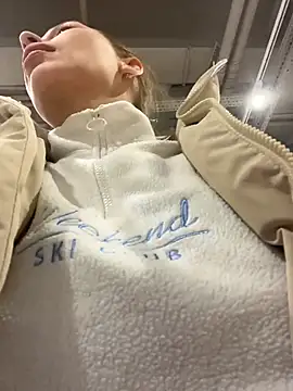 LeiaMood's cam snapshot