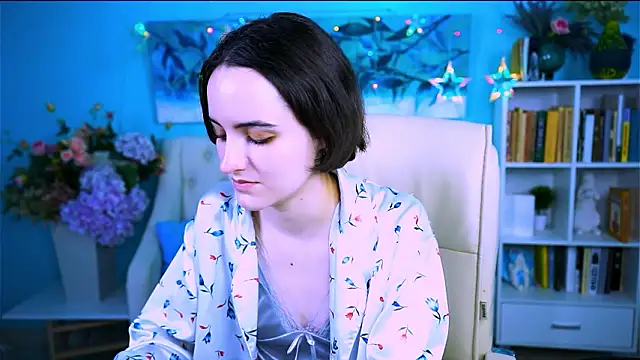 KateWillows's cam snapshot