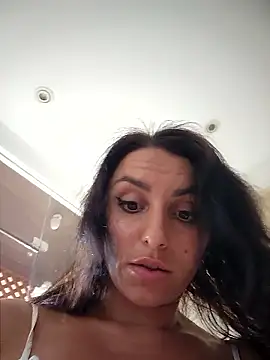 Izabella_Bella live sex cam