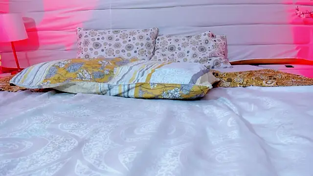 KamileBlake's cam snapshot