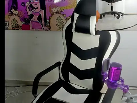 queen_findom1's cam snapshot