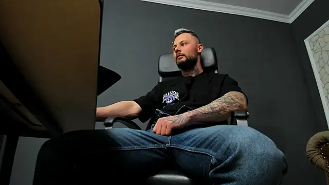 BrianHunts live sex cam