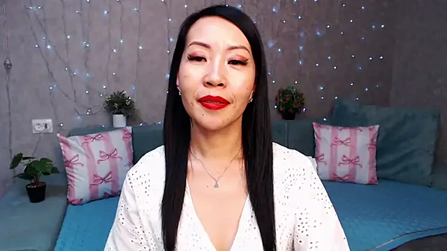 LiaPak's cam snapshot