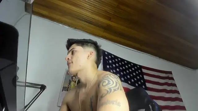 charlie_hotxxx live sex cam